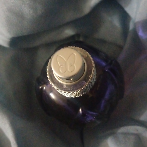 Luxurious Purple Bottle Perfume - Picture 2 of 4